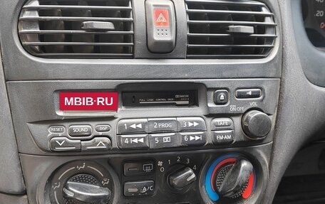 Nissan Wingroad III, 2001 год, 155 000 рублей, 10 фотография