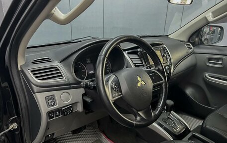 Mitsubishi L200 IV рестайлинг, 2015 год, 1 755 000 рублей, 11 фотография