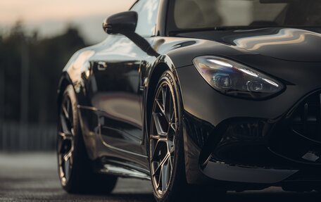 Mercedes-Benz AMG GT, 2024 год, 28 000 000 рублей, 3 фотография