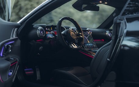 Mercedes-Benz AMG GT, 2024 год, 28 000 000 рублей, 14 фотография