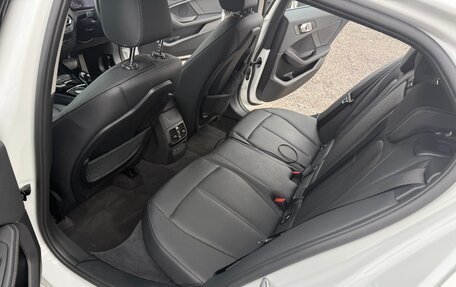 BMW 1 серия, 2022 год, 2 900 000 рублей, 15 фотография
