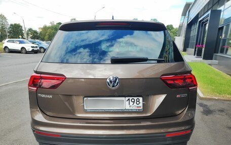 Volkswagen Tiguan II, 2018 год, 2 650 000 рублей, 5 фотография