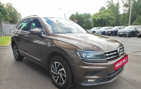Volkswagen Tiguan II, 2018 год, 2 650 000 рублей, 3 фотография