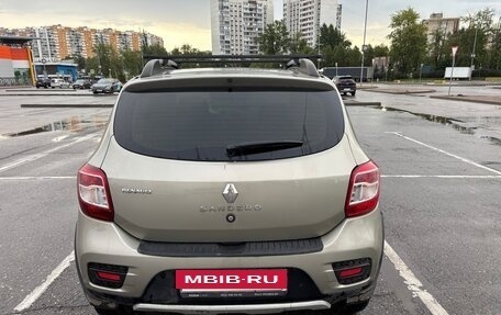 Renault Sandero II рестайлинг, 2015 год, 640 000 рублей, 10 фотография