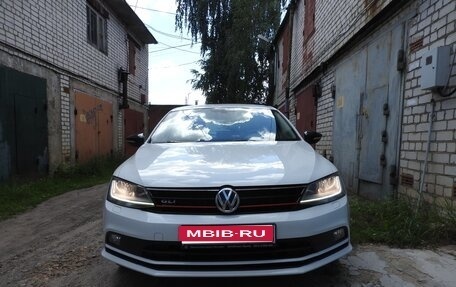 Volkswagen Jetta VI, 2017 год, 1 650 000 рублей, 1 фотография