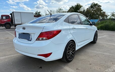 Hyundai Solaris II рестайлинг, 2016 год, 1 150 000 рублей, 5 фотография