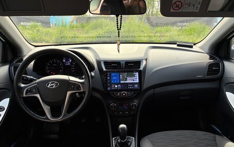 Hyundai Solaris II рестайлинг, 2016 год, 1 150 000 рублей, 14 фотография