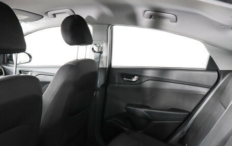 Hyundai Solaris II рестайлинг, 2017 год, 1 010 000 рублей, 8 фотография