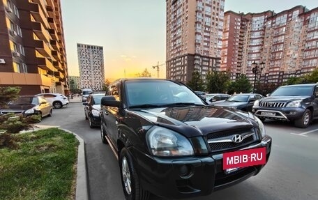 Hyundai Tucson III, 2008 год, 849 000 рублей, 3 фотография
