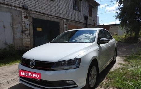 Volkswagen Jetta VI, 2017 год, 1 650 000 рублей, 6 фотография