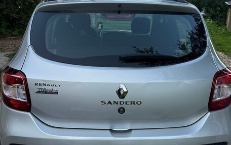 Renault Sandero II рестайлинг, 2015 год, 800 000 рублей, 8 фотография