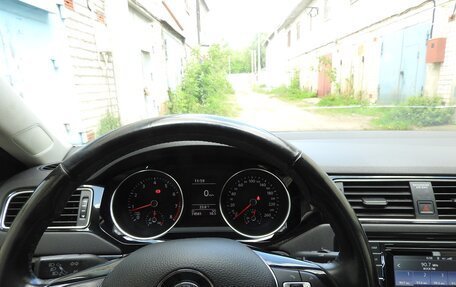 Volkswagen Jetta VI, 2017 год, 1 650 000 рублей, 12 фотография