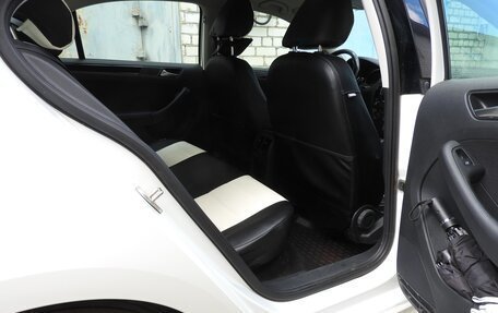 Volkswagen Jetta VI, 2017 год, 1 650 000 рублей, 10 фотография