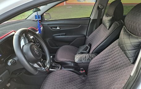 KIA Rio IV, 2020 год, 1 630 000 рублей, 10 фотография