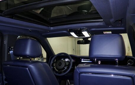 Rolls-Royce Cullinan, 2025 год, 63 000 000 рублей, 11 фотография