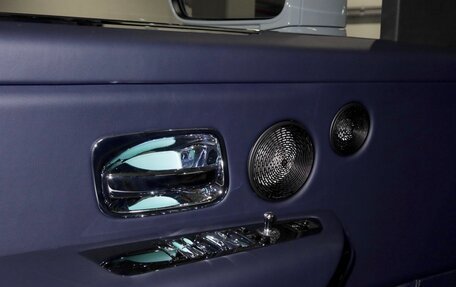 Rolls-Royce Cullinan, 2025 год, 63 000 000 рублей, 13 фотография