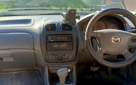 Mazda Familia, 2000 год, 280 000 рублей, 4 фотография