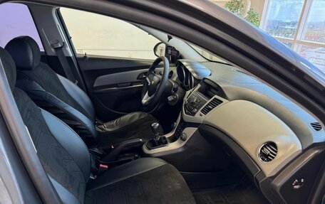 Chevrolet Cruze II, 2012 год, 740 000 рублей, 9 фотография