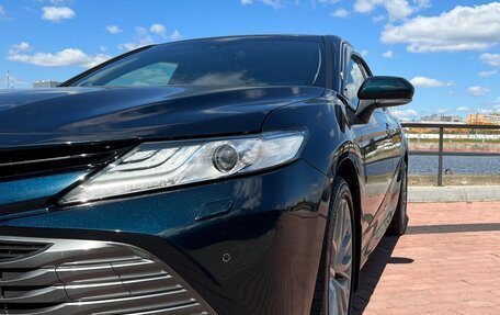 Toyota Camry, 2019 год, 3 230 000 рублей, 6 фотография