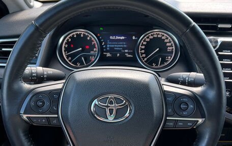 Toyota Camry, 2019 год, 3 230 000 рублей, 21 фотография