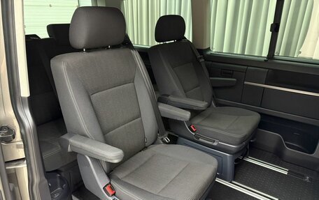 Volkswagen Multivan T6 рестайлинг, 2016 год, 4 299 000 рублей, 6 фотография