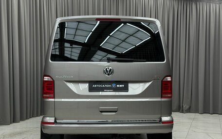 Volkswagen Multivan T6 рестайлинг, 2016 год, 4 299 000 рублей, 3 фотография