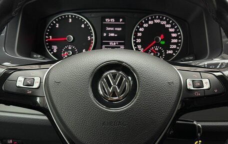 Volkswagen Multivan T6 рестайлинг, 2016 год, 4 299 000 рублей, 15 фотография