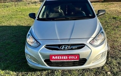 Hyundai Solaris II рестайлинг, 2012 год, 720 000 рублей, 1 фотография