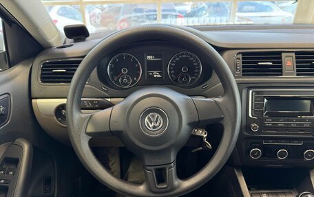 Volkswagen Jetta VI, 2012 год, 1 200 000 рублей, 7 фотография