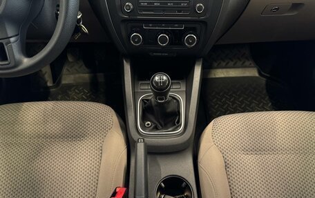 Volkswagen Jetta VI, 2012 год, 1 200 000 рублей, 13 фотография