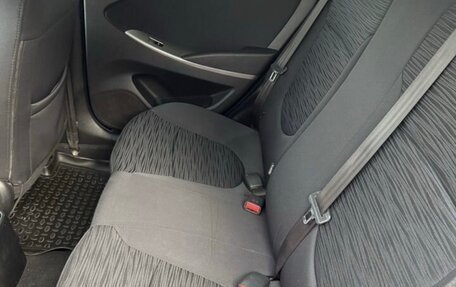 Hyundai Solaris II рестайлинг, 2014 год, 950 000 рублей, 12 фотография