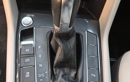 Volkswagen Tiguan II, 2017 год, 2 700 000 рублей, 5 фотография