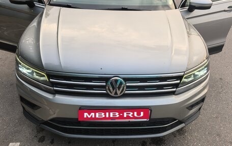 Volkswagen Tiguan II, 2017 год, 2 700 000 рублей, 7 фотография