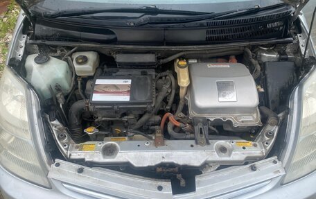 Toyota Prius, 2008 год, 750 000 рублей, 19 фотография