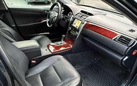 Toyota Camry, 2013 год, 2 000 000 рублей, 10 фотография
