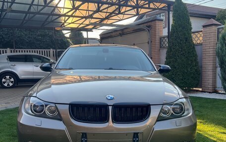 BMW 3 серия, 2007 год, 1 300 000 рублей, 3 фотография