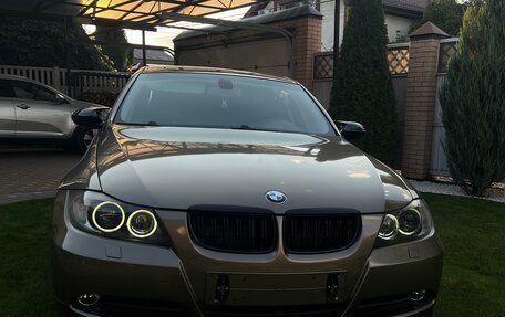 BMW 3 серия, 2007 год, 1 300 000 рублей, 17 фотография
