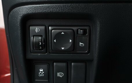 Nissan Juke II, 2011 год, 899 000 рублей, 17 фотография