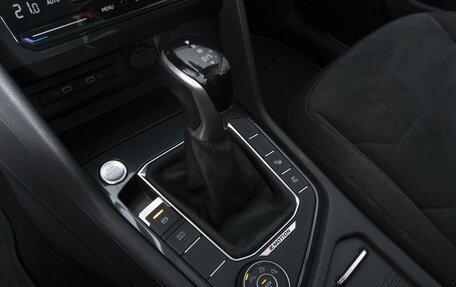 Volkswagen Tiguan II, 2021 год, 3 284 000 рублей, 12 фотография