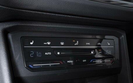 Volkswagen Tiguan II, 2021 год, 3 284 000 рублей, 22 фотография