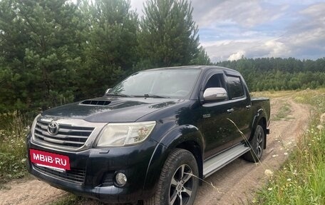 Toyota Hilux VII, 2012 год, 2 800 000 рублей, 3 фотография
