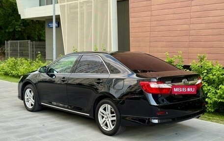 Toyota Camry, 2011 год, 1 350 000 рублей, 4 фотография