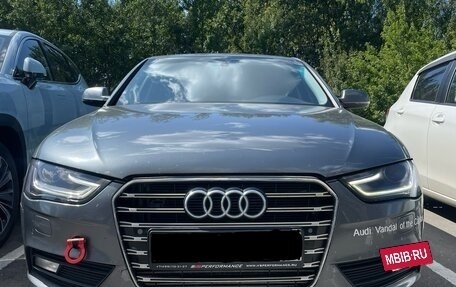 Audi A4, 2012 год, 1 300 000 рублей, 2 фотография