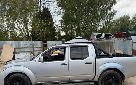 Nissan Navara (Frontier), 2010 год, 1 000 000 рублей, 4 фотография