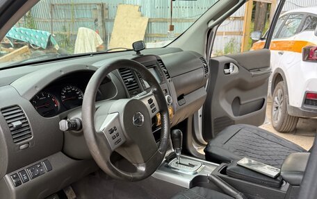 Nissan Navara (Frontier), 2010 год, 1 000 000 рублей, 6 фотография