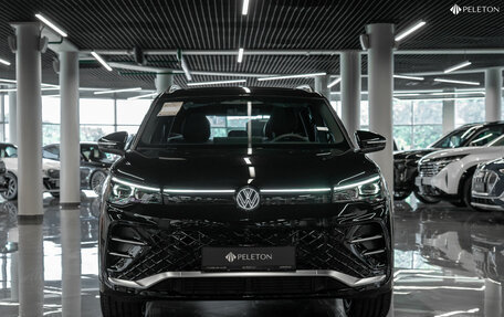 Volkswagen Tiguan, 2024 год, 4 800 000 рублей, 3 фотография