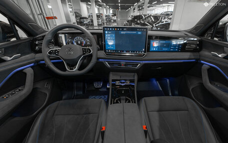 Volkswagen Tiguan, 2024 год, 4 800 000 рублей, 8 фотография