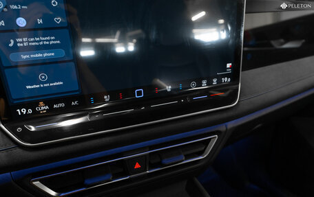 Volkswagen Tiguan, 2024 год, 4 800 000 рублей, 20 фотография