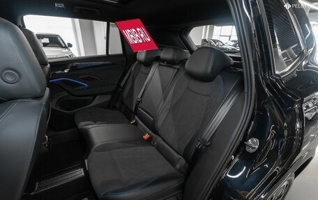 Volkswagen Tiguan, 2024 год, 4 800 000 рублей, 16 фотография