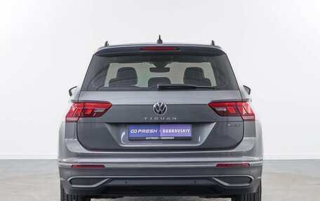 Volkswagen Tiguan II, 2022 год, 2 998 070 рублей, 4 фотография